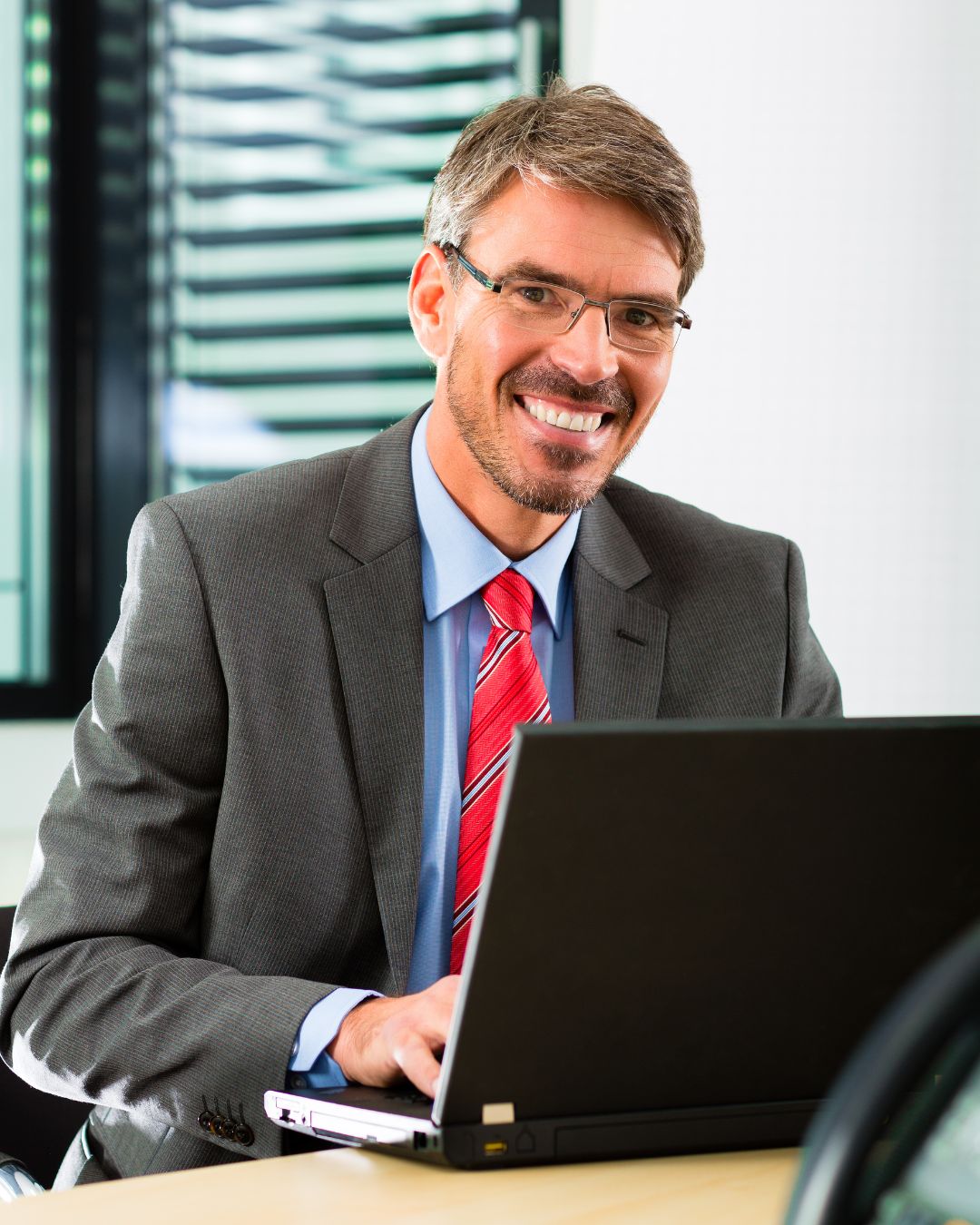 Grow Your Business With A Powerful All-in-One Sales and Marketing Tool